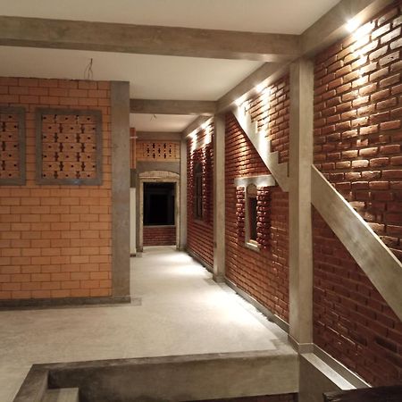מלון Habaraduwa Central The Brick Wonder מראה חיצוני תמונה